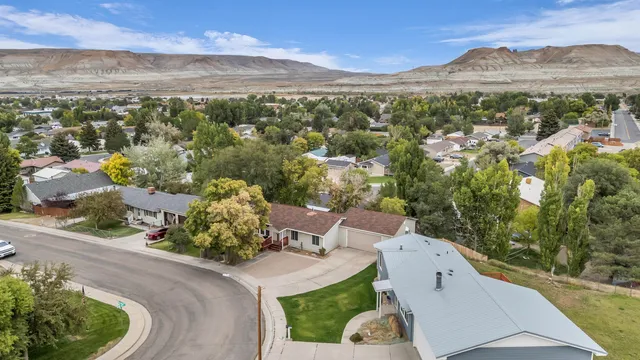 $299,000 | 1415 Winterview Drive, Green River, WY 82935