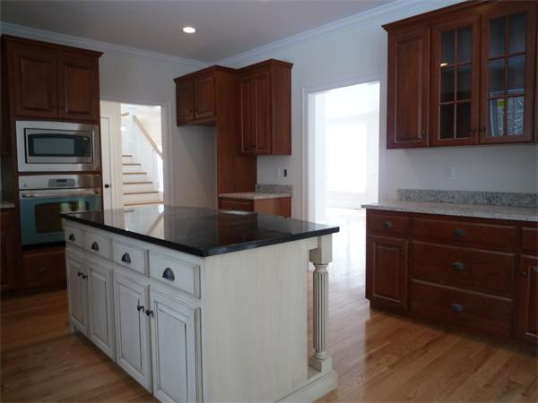15 Ledgetree Road Medfield, MA 02052 - Photo 5 of 16 Gallery Image 5