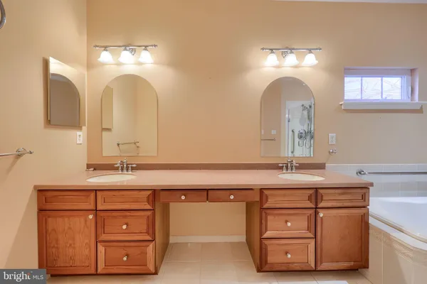 $550,000 | 1805 Conewago Lane, Lancaster, PA 17601