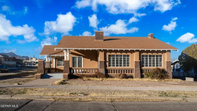 $300,000 | 3901 McKinley Avenue, El Paso, TX 79930