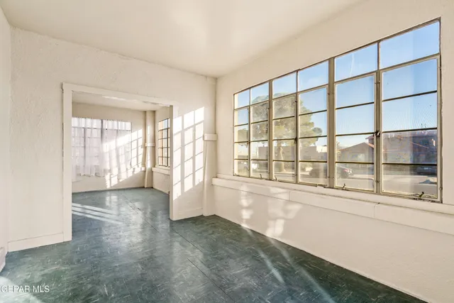 $300,000 | 3901 McKinley Avenue, El Paso, TX 79930