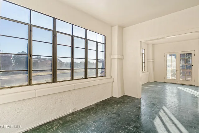 $300,000 | 3901 McKinley Avenue, El Paso, TX 79930