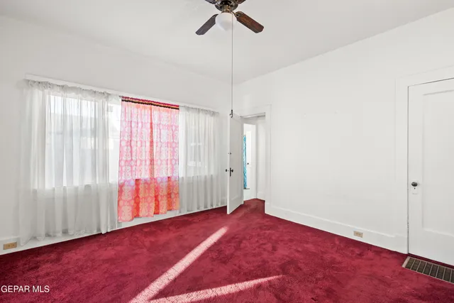 $300,000 | 3901 McKinley Avenue, El Paso, TX 79930