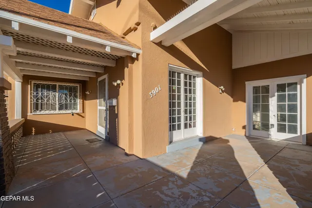 $300,000 | 3901 McKinley Avenue, El Paso, TX 79930