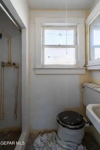 $300,000 | 3901 McKinley Avenue, El Paso, TX 79930