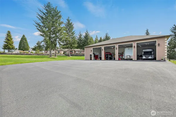 $1,550,000 | 13612 231st Street East, Graham, WA 98338