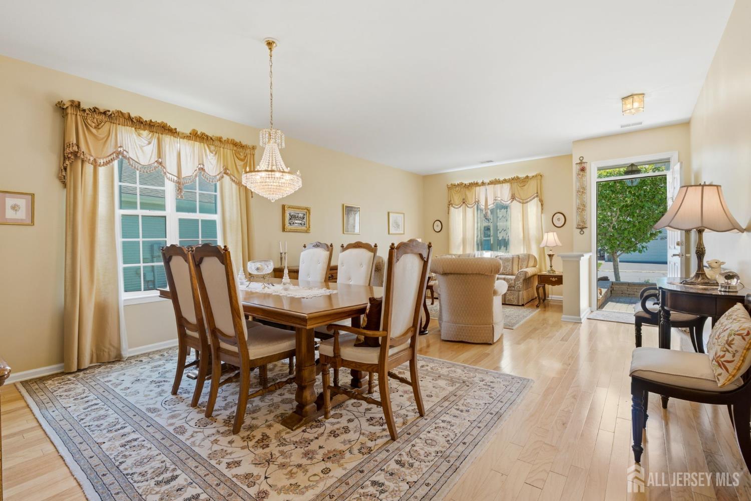 16 Barbaras Way Jackson, NJ 08527 - Photo 10 of 40