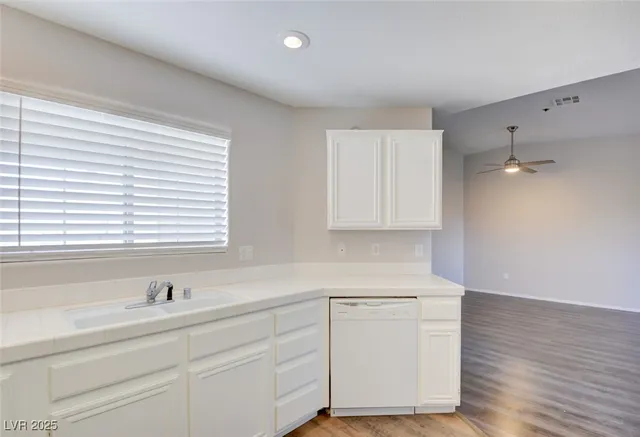 $230,000 | 1979 Cutlass Drive, Unit 1979, Henderson, NV 89014