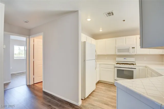 $230,000 | 1979 Cutlass Drive, Unit 1979, Henderson, NV 89014