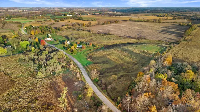 $725,000 | 7542 West Waterford Road, Unit LT3, Hartford, WI 53027