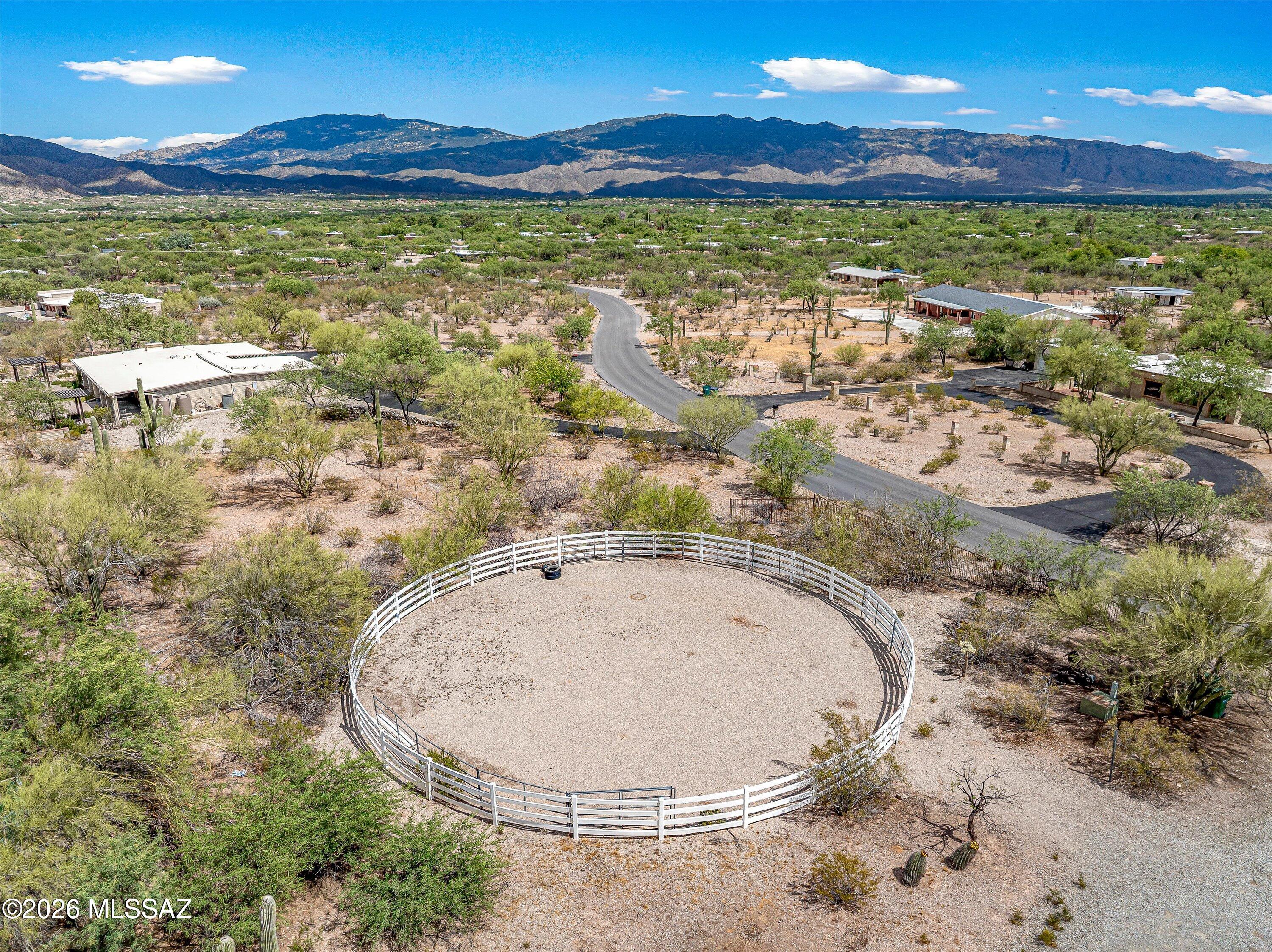 10961 East Roger Road Tucson, AZ 85749 - Photo 8 of 45 70 ft diameter round pen with Santa Rita Mtn views