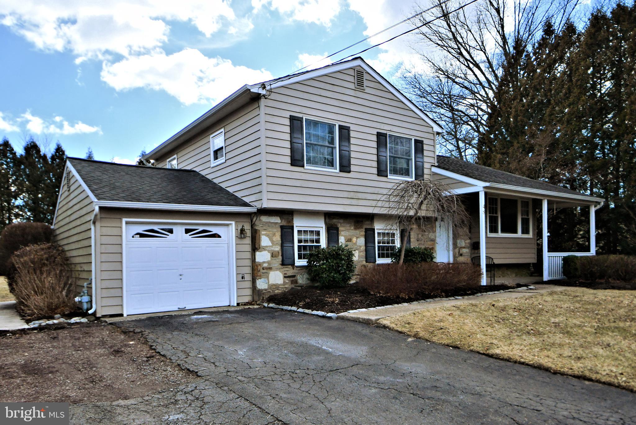 48 Valley View Road Chalfont, PA 18914 - Photo 2 of 54 Gallery Image 2