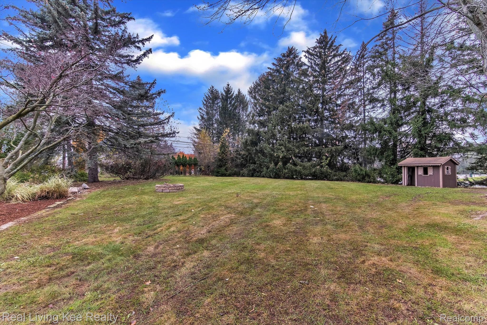 710 Castlebar Drive Rochester, MI 48309 - Photo 33 of 35 33-710 Castlebar Dr-Windowstill Real Estate Photography-33.jpg