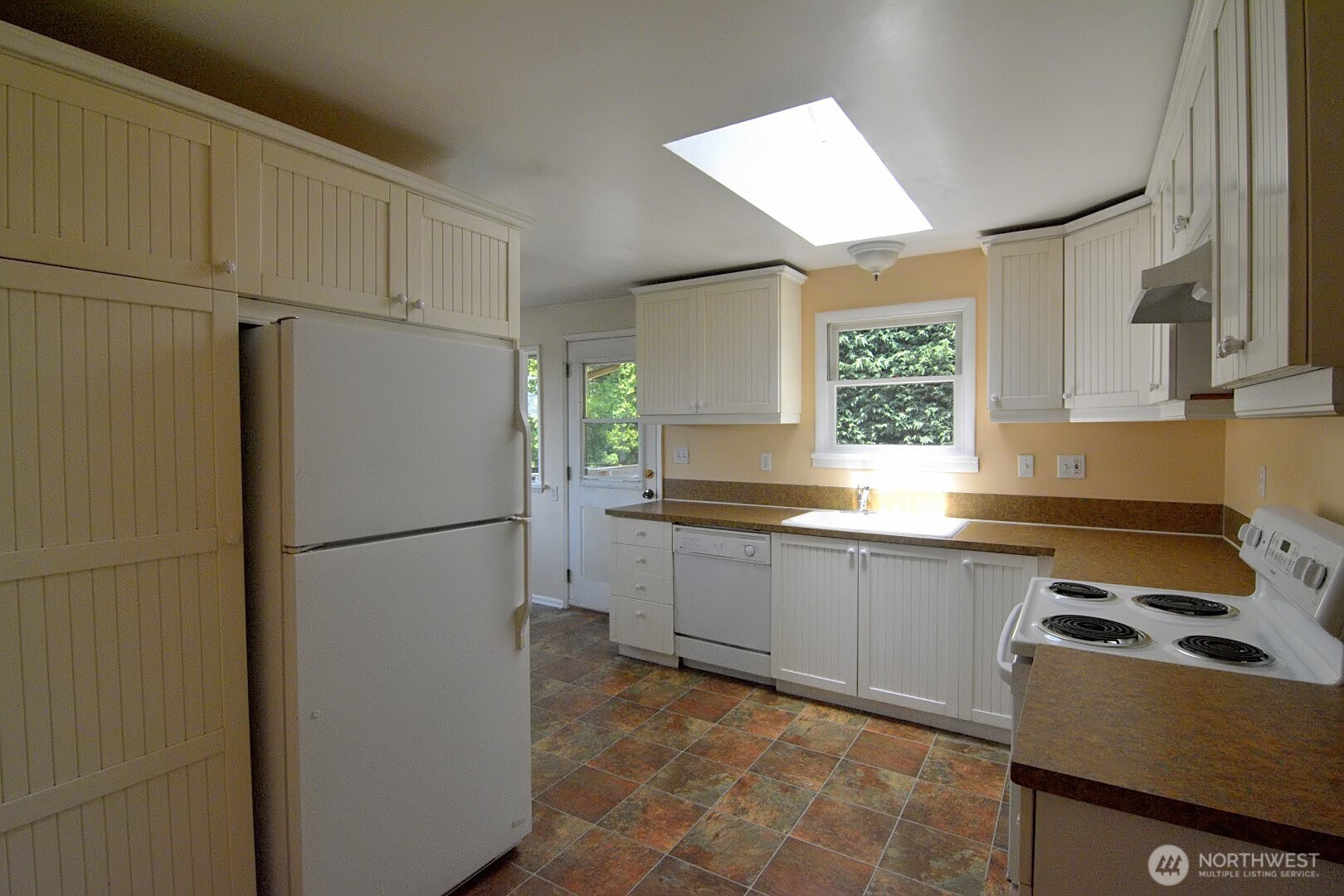 2116 North 86th Street Seattle, WA 98103 - Photo 11 of 26 Gallery Image 11