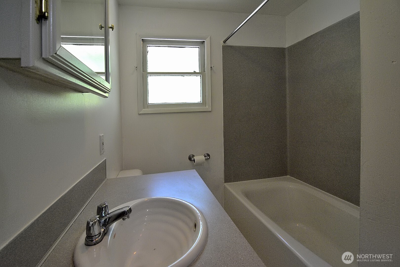 2116 North 86th Street Seattle, WA 98103 - Photo 15 of 26 Gallery Image 15