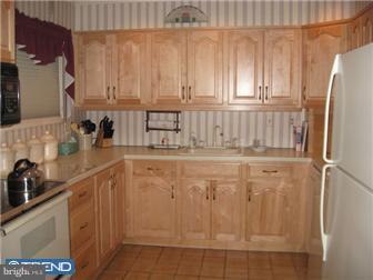 78 Harrow Road Levittown, PA 19056 - Photo 4 of 12 Kitchen