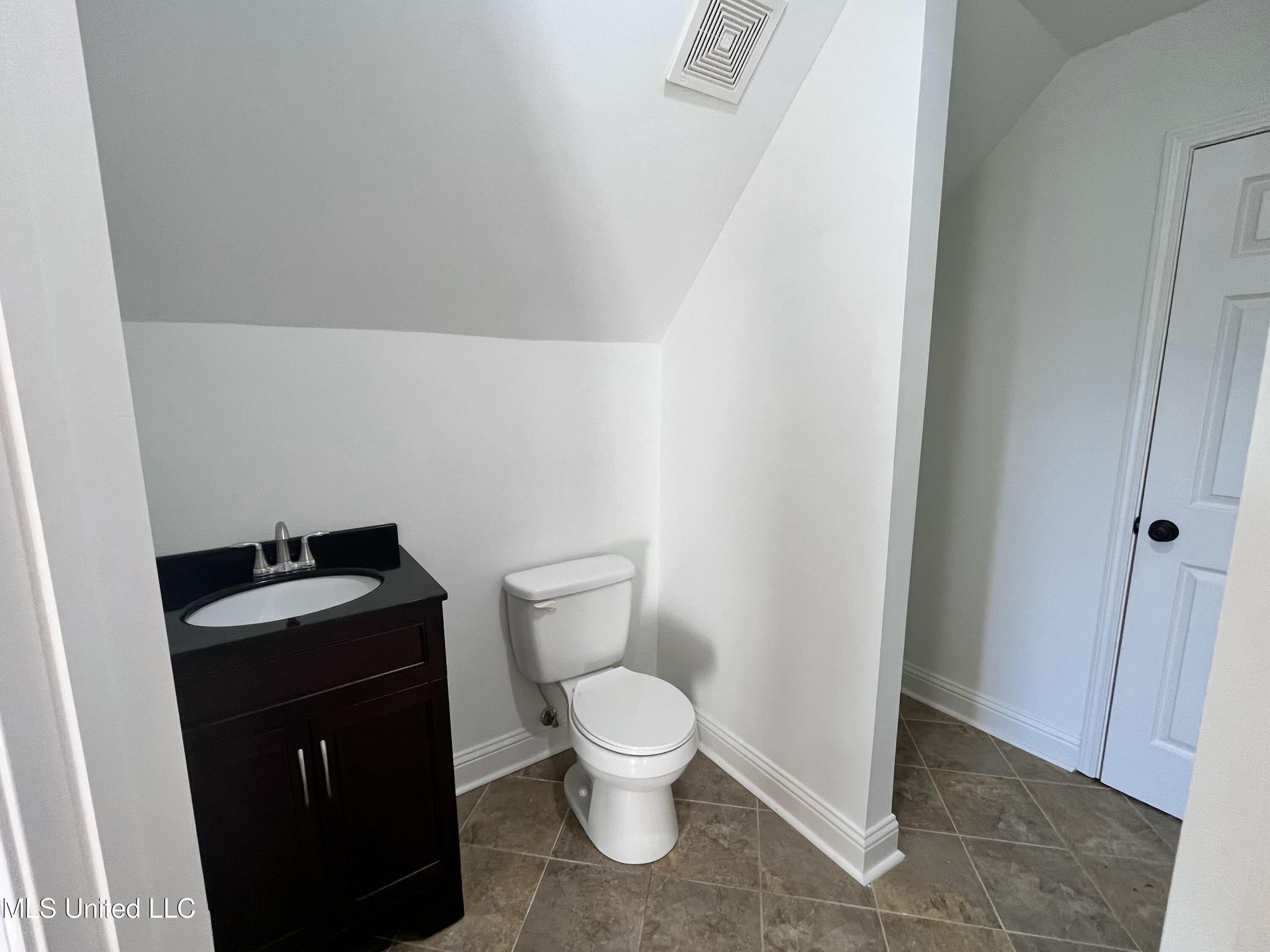 306 Cedar Stone Court Florence, MS 39073 - Photo 47 of 69 IMG_9593