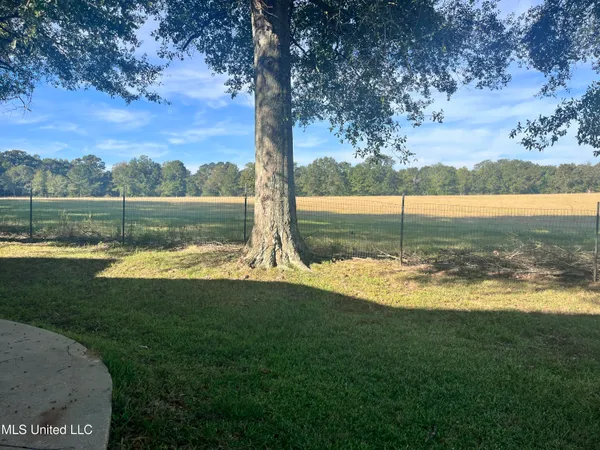 $369,500 | 306 Cedar Stone Court, Florence, MS 39073