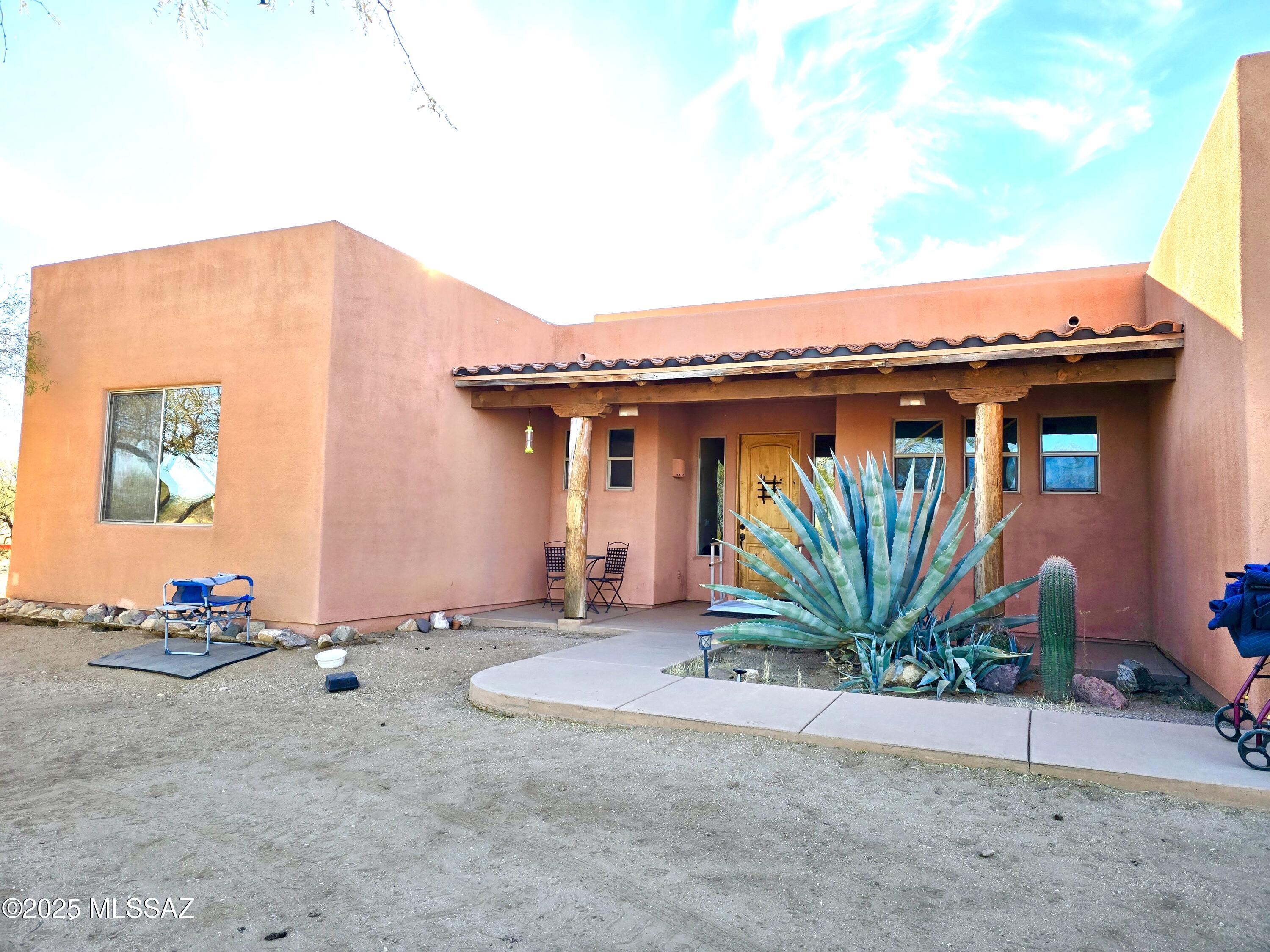 13325 South Coleman Road Tucson, AZ 85735 - Photo 2 of 48