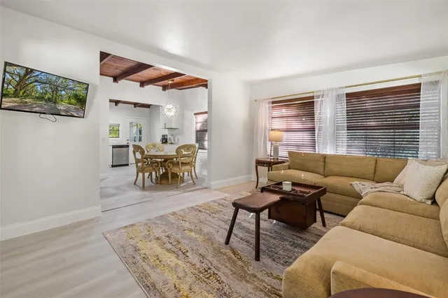 $899,000 | 17790 Caloosa Road, Alva, FL 33920