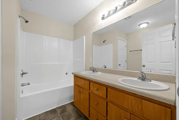 $1,095 | 105 Solid Rock Court, Unit B, Clarksville, TN 37042