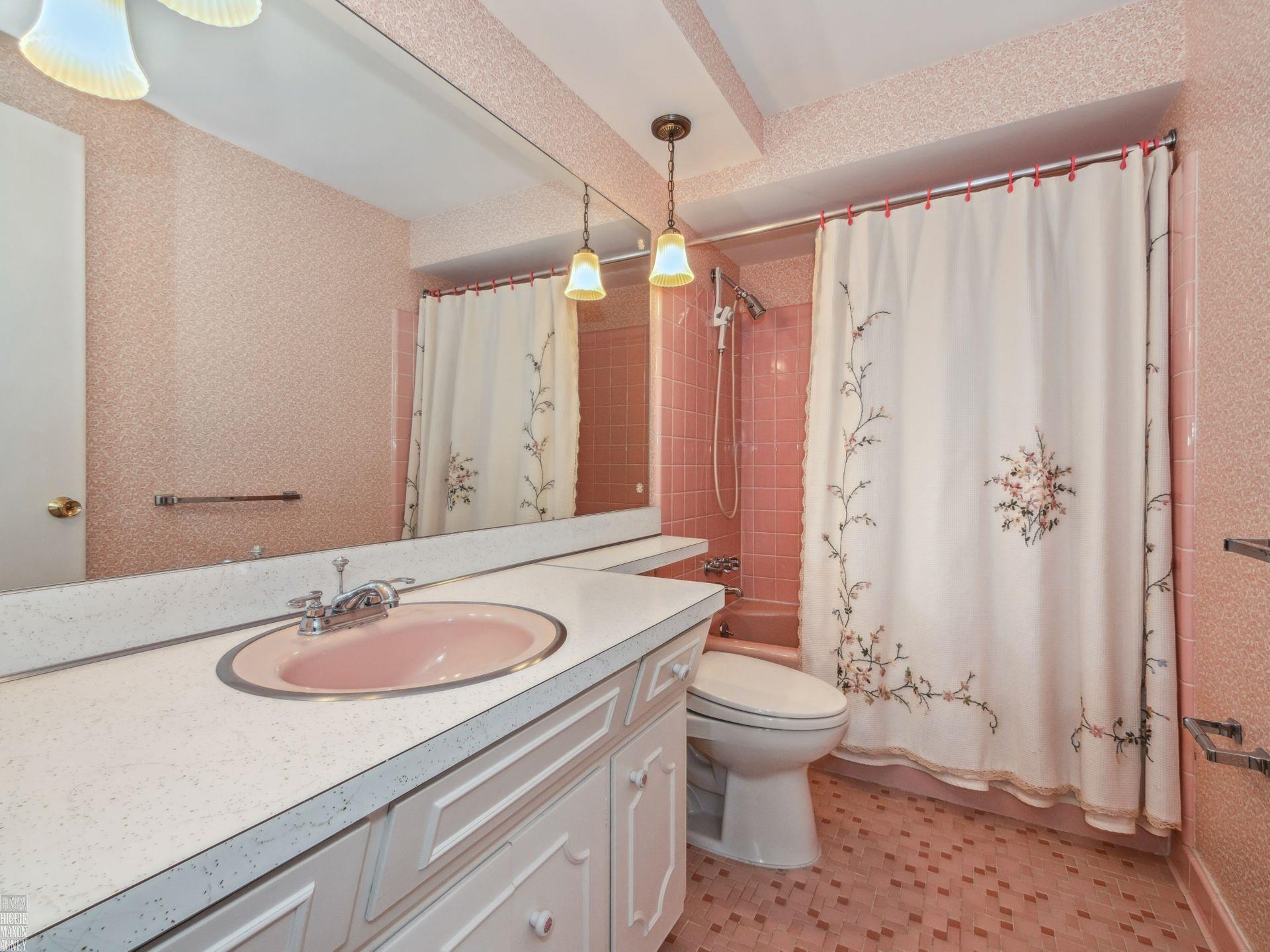 573 Shelden Road Grosse Pointe Shores, MI 48236 - Photo 24 of 40