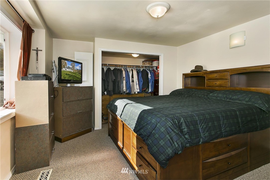 16007 Connelly Road Snohomish, WA 98296 - Photo 8 of 17