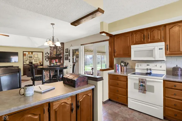 $325,000 | 1344 Angela Court, Plainfield, IN 46168