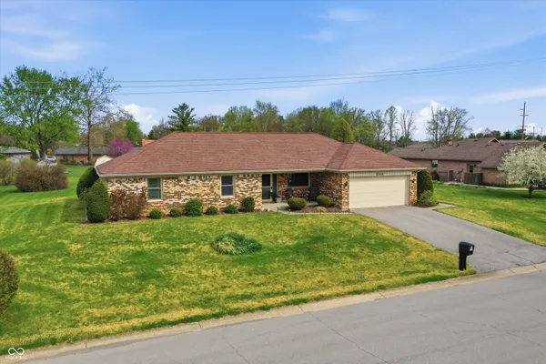 $325,000 | 1344 Angela Court, Plainfield, IN 46168