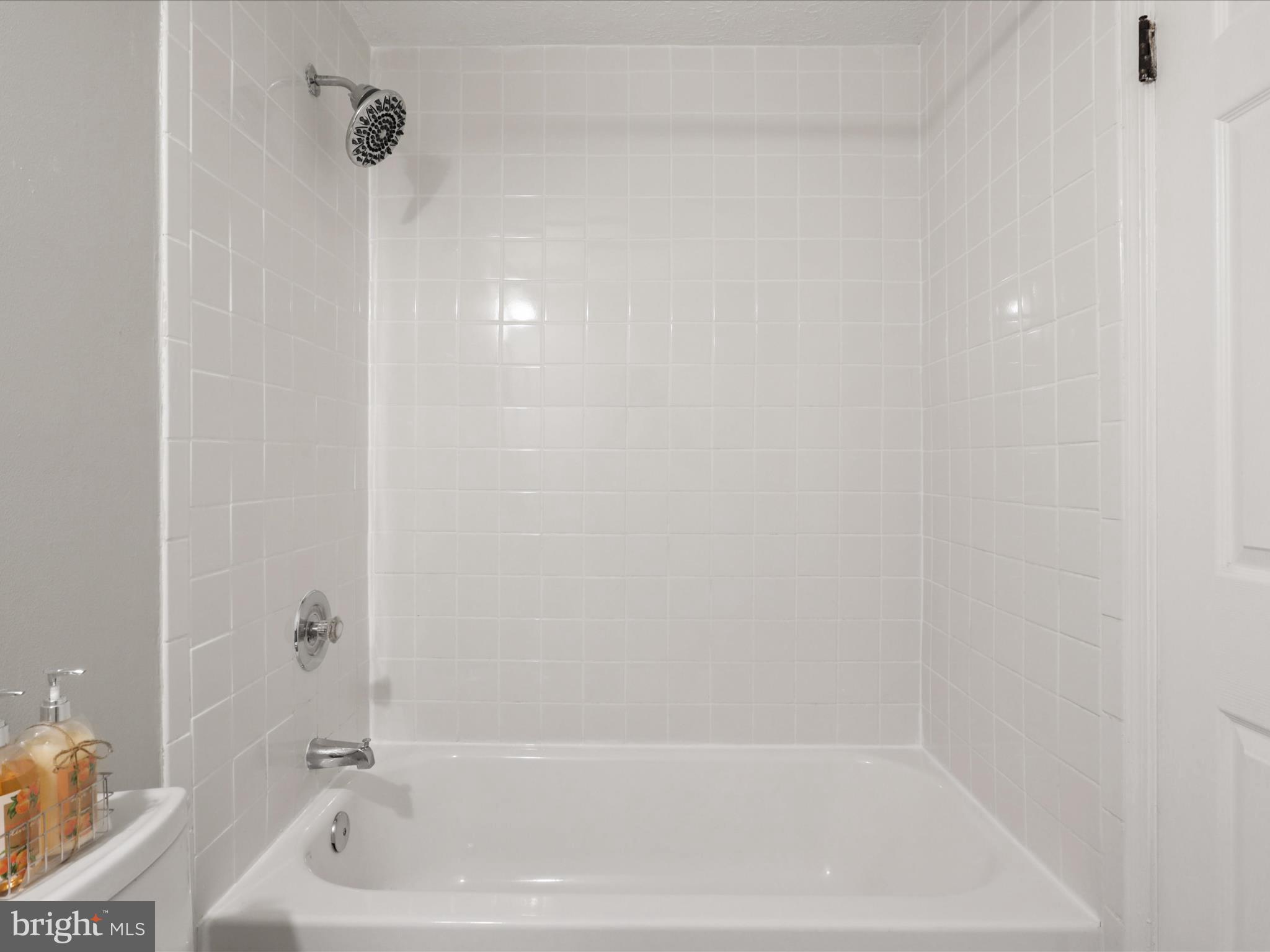 11792 Bayfield Court Reston, VA 20194 - Photo 18 of 45 Gallery Image 18
