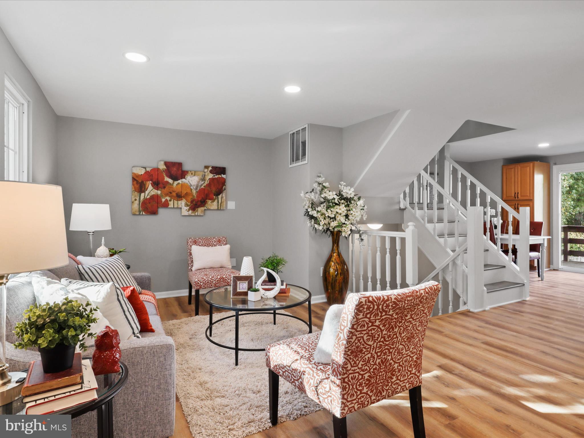 11792 Bayfield Court Reston, VA 20194 - Photo 3 of 45 Gallery Image 3