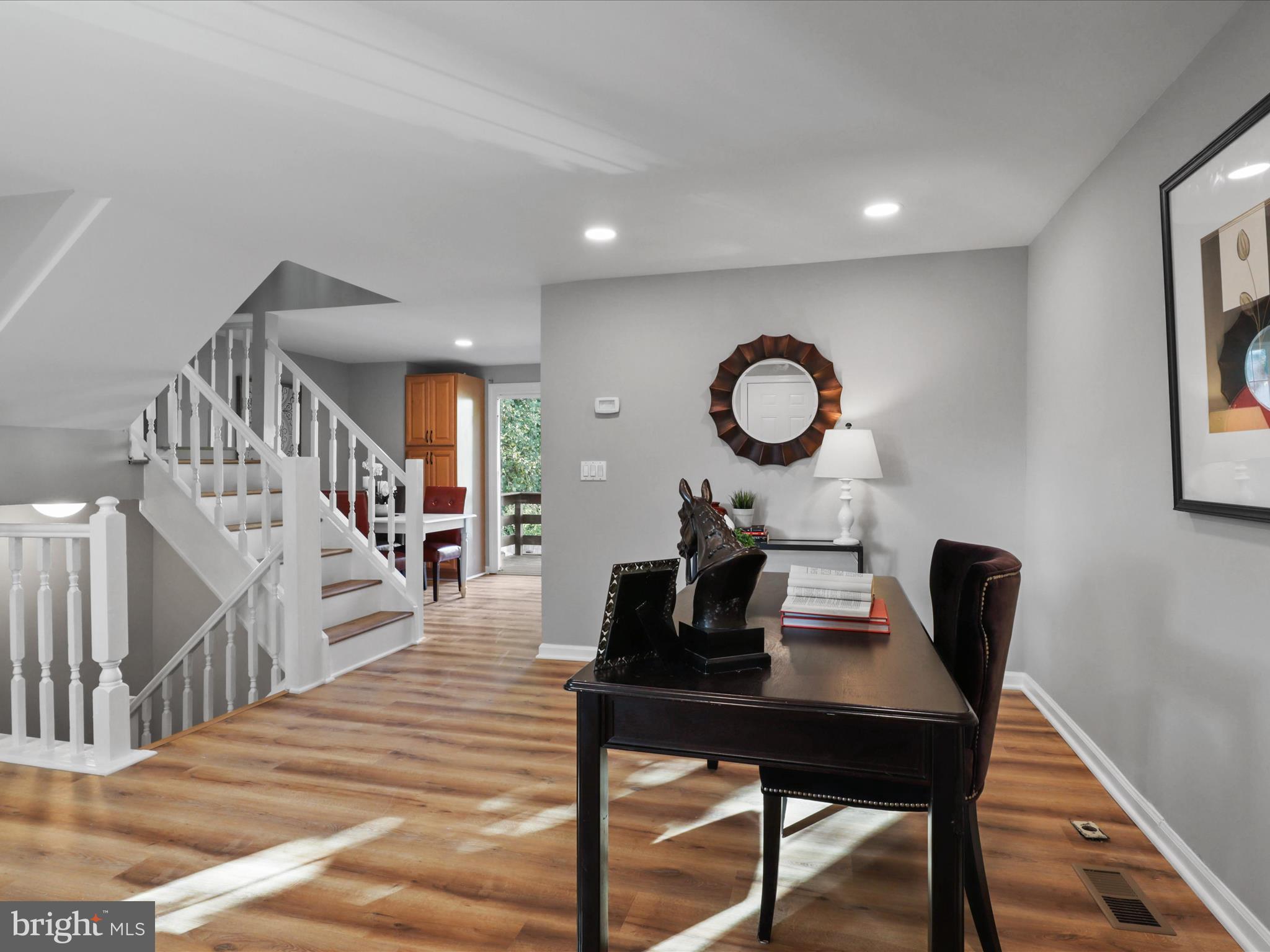 11792 Bayfield Court Reston, VA 20194 - Photo 7 of 45 Gallery Image 7