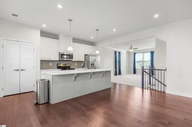 $2,295 | 23 Itasca Drive, Greenville, SC 29609