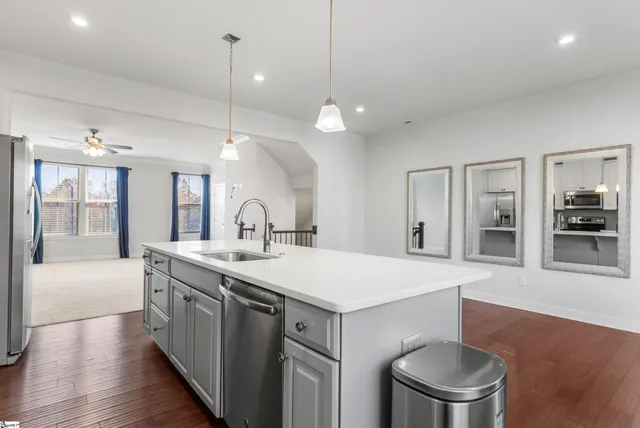 $2,295 | 23 Itasca Drive, Greenville, SC 29609