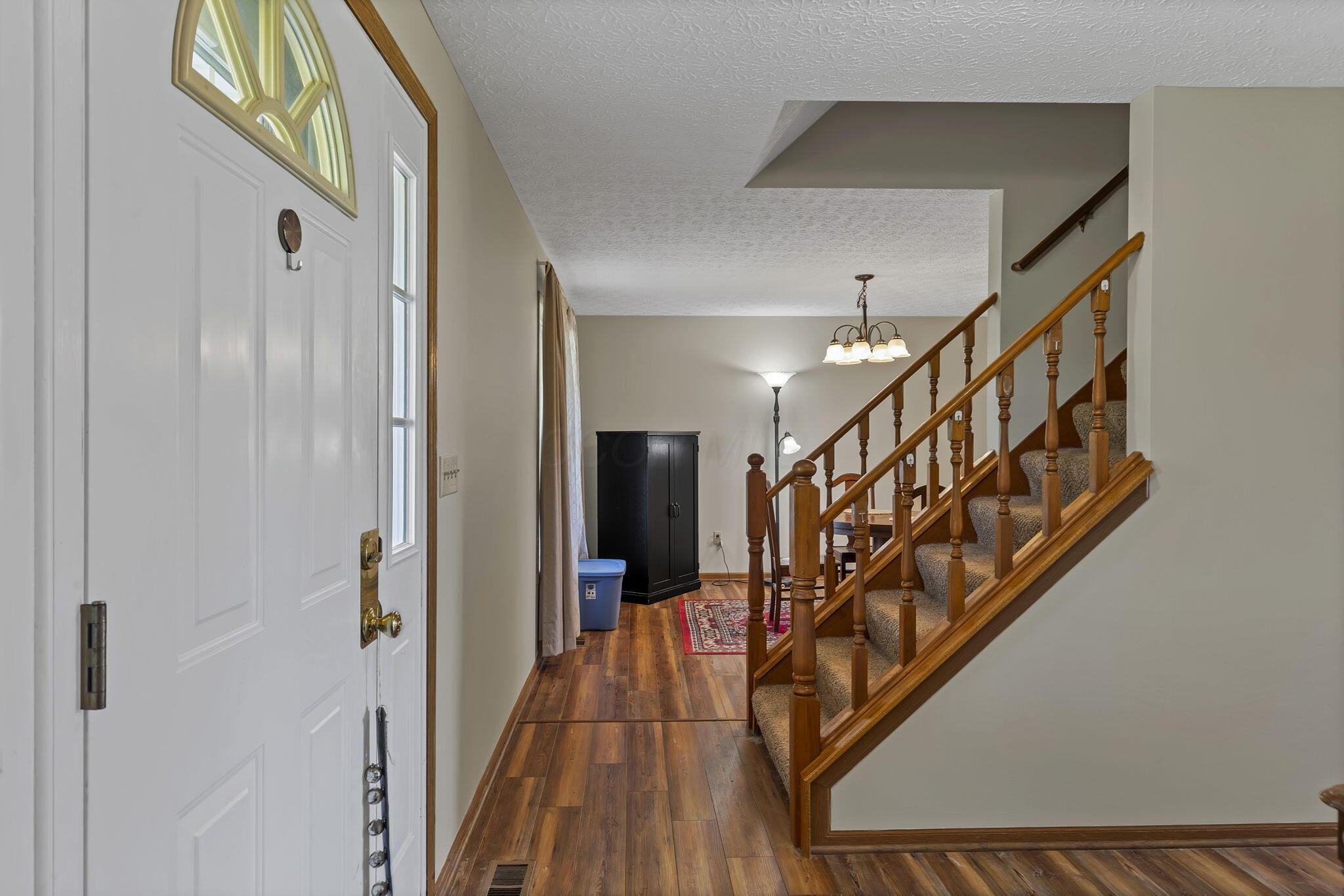 5951 South Fork Road Heath, OH 43056 - Photo 2 of 61