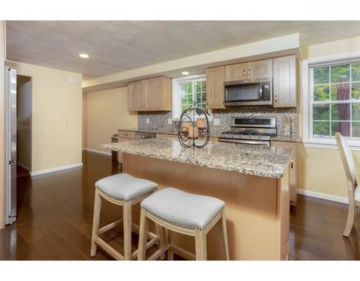 61 Locust Street Middleton, MA 01949 - Photo 10 of 37 Gallery Image 10