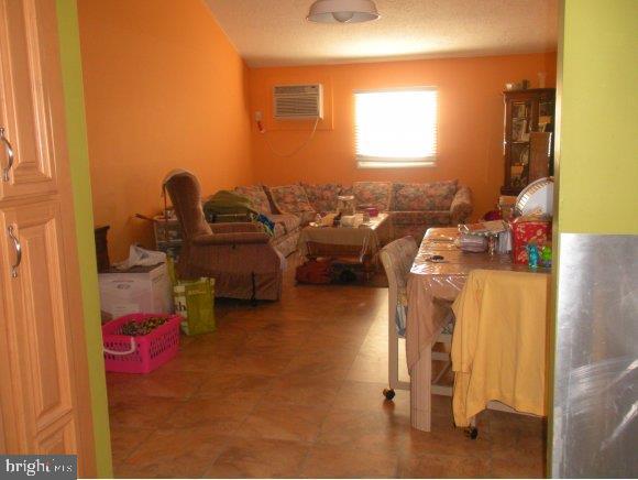 272 Heron Road Tuckerton, NJ 08087 - Photo 4 of 24