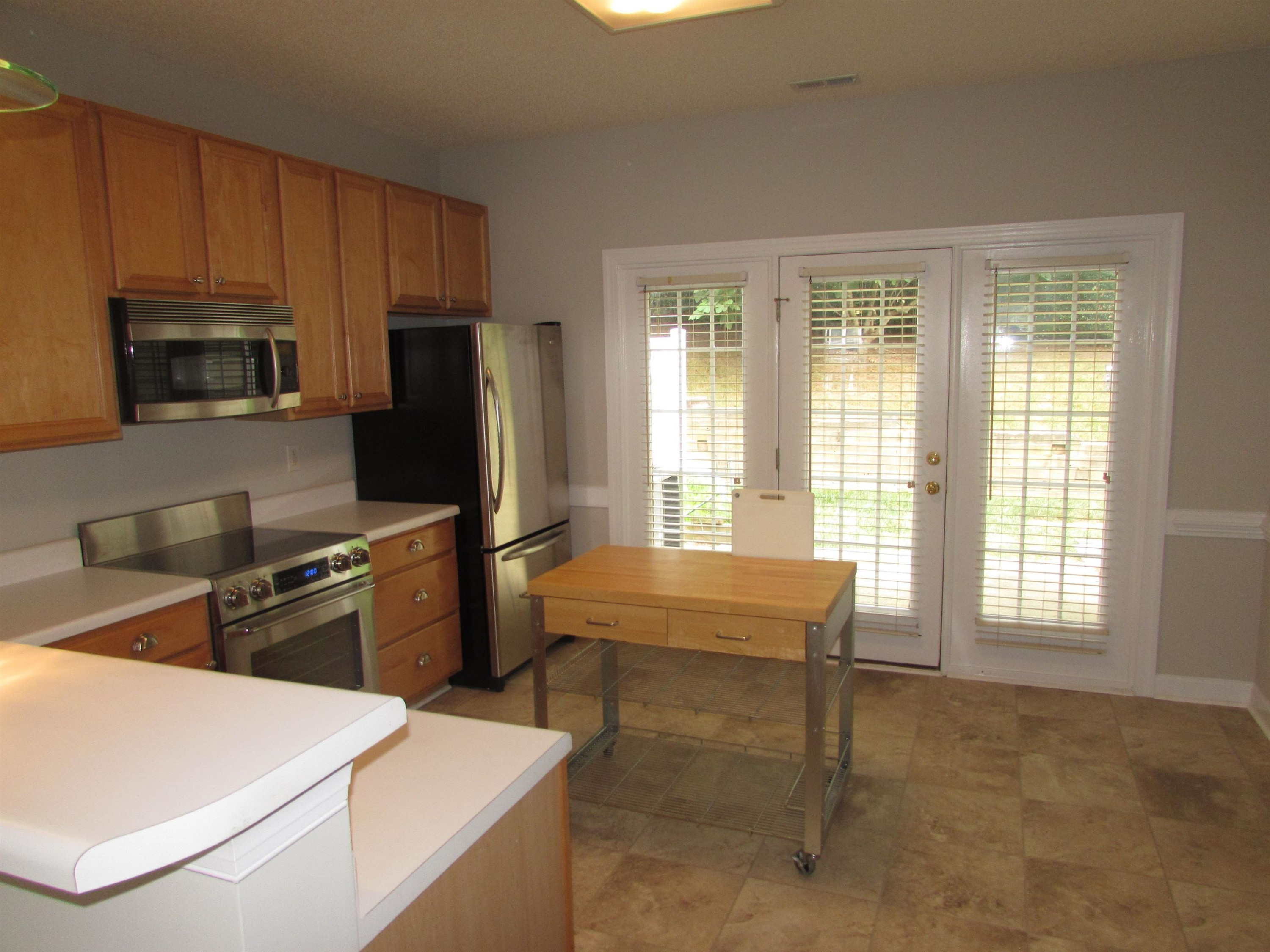 802 Rothshire Court Raleigh, NC 27615 - Photo 8 of 29 Photo 8