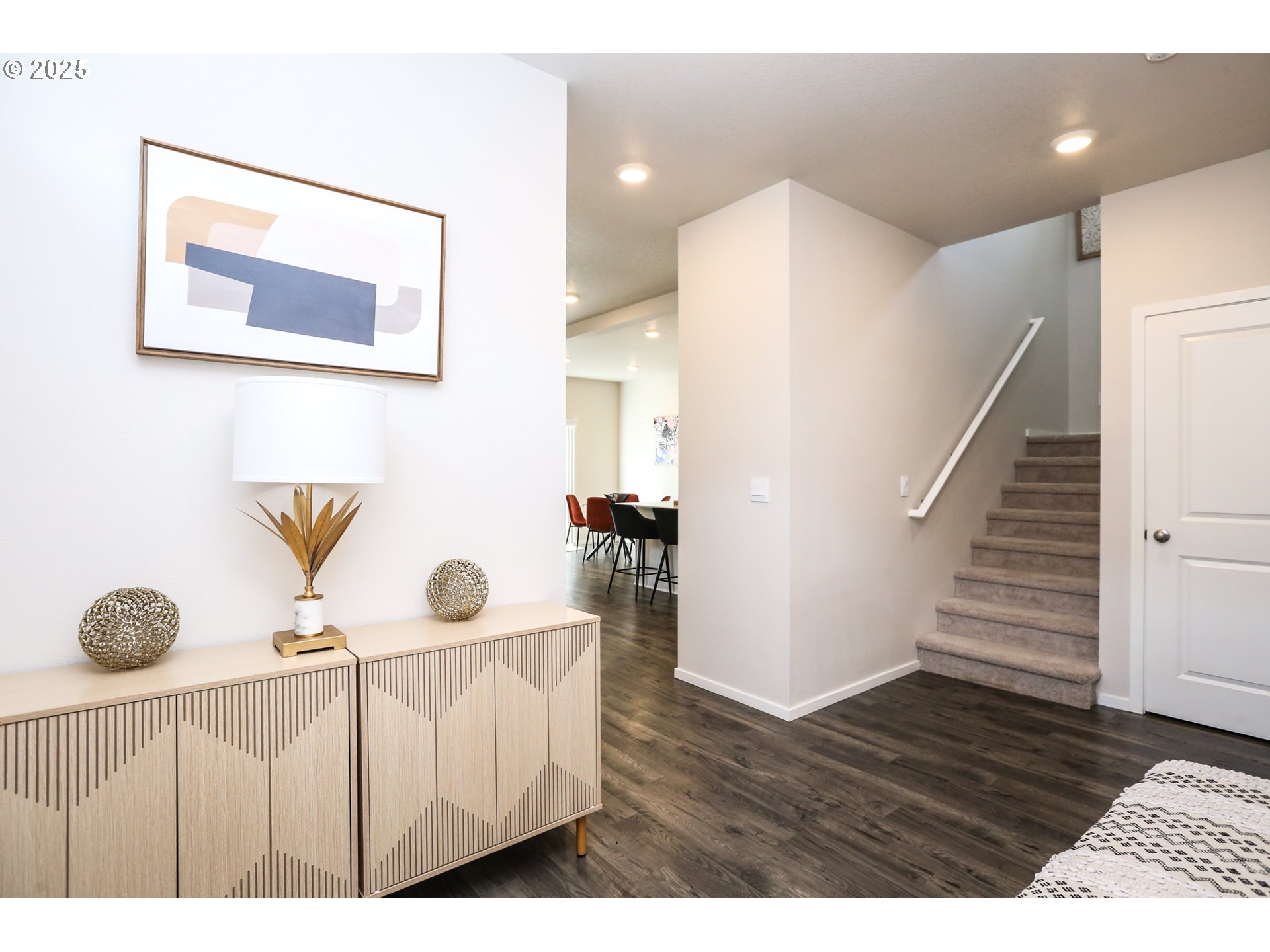 2685 V Street Springfield, OR 97477 - Photo 3 of 22 a view of entryway with wooden floor