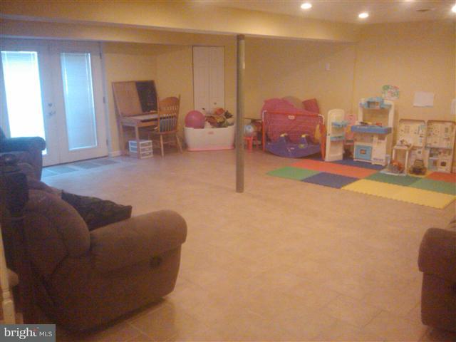 527 Spring House Road Camp Hill, PA 17011 - Photo 15 of 25 Gallery Image 15