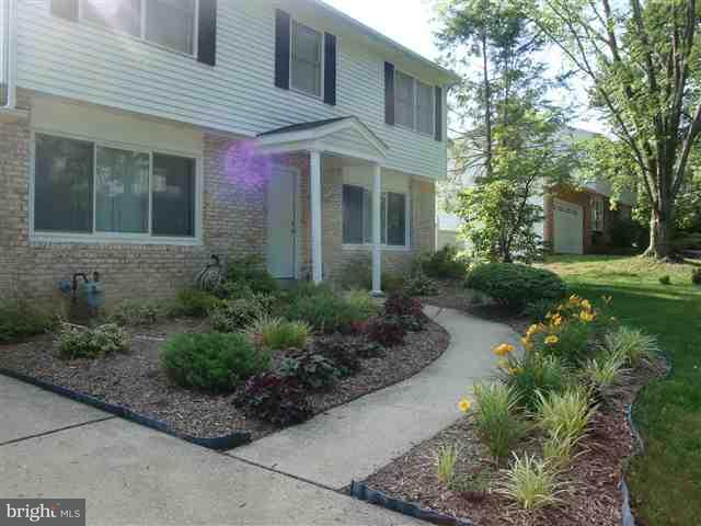527 Spring House Road Camp Hill, PA 17011 - Photo 3 of 25 Gallery Image 3