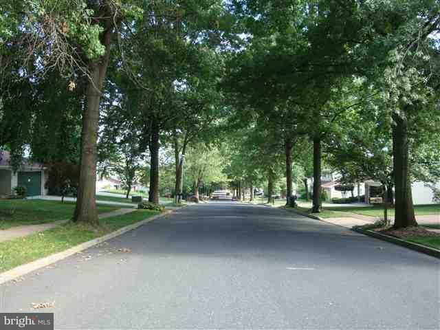 527 Spring House Road Camp Hill, PA 17011 - Photo 21 of 25 Gallery Image 21