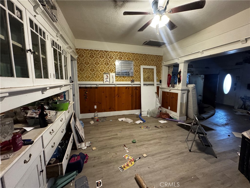 203 Walnut Street Needles, CA 92363 - Photo 12 of 31 Dining Room