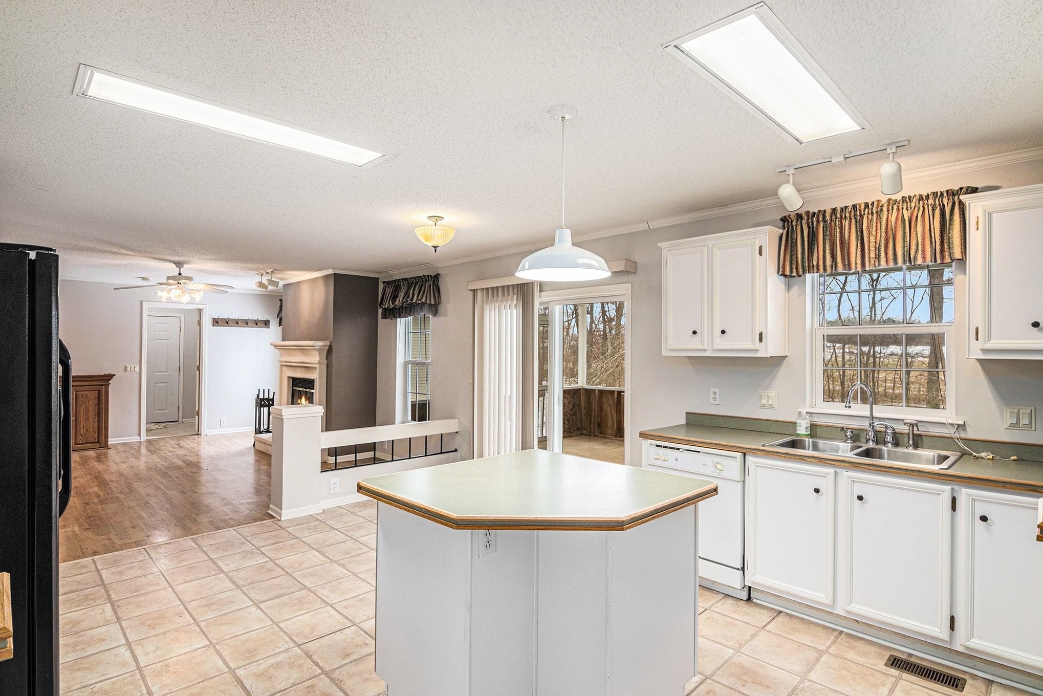 3212 Old Sango Road Clarksville, TN 37043 - Photo 13 of 31