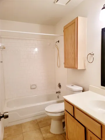$1,500 | 2203 Place Rebecca Lane, Unit C9, Houston, TX 77090