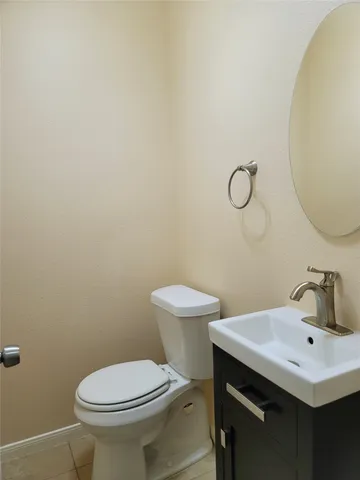 $1,500 | 2203 Place Rebecca Lane, Unit C9, Houston, TX 77090