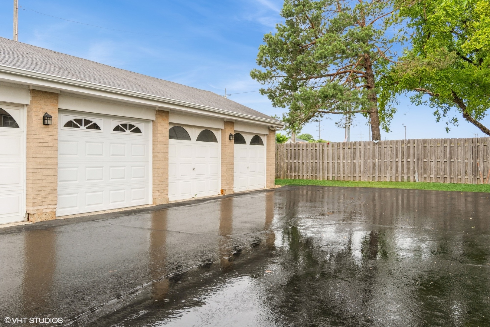 1258 Chalet Road, Unit 101 Naperville, IL 60563 - Photo 22 of 22 a view of a small yard