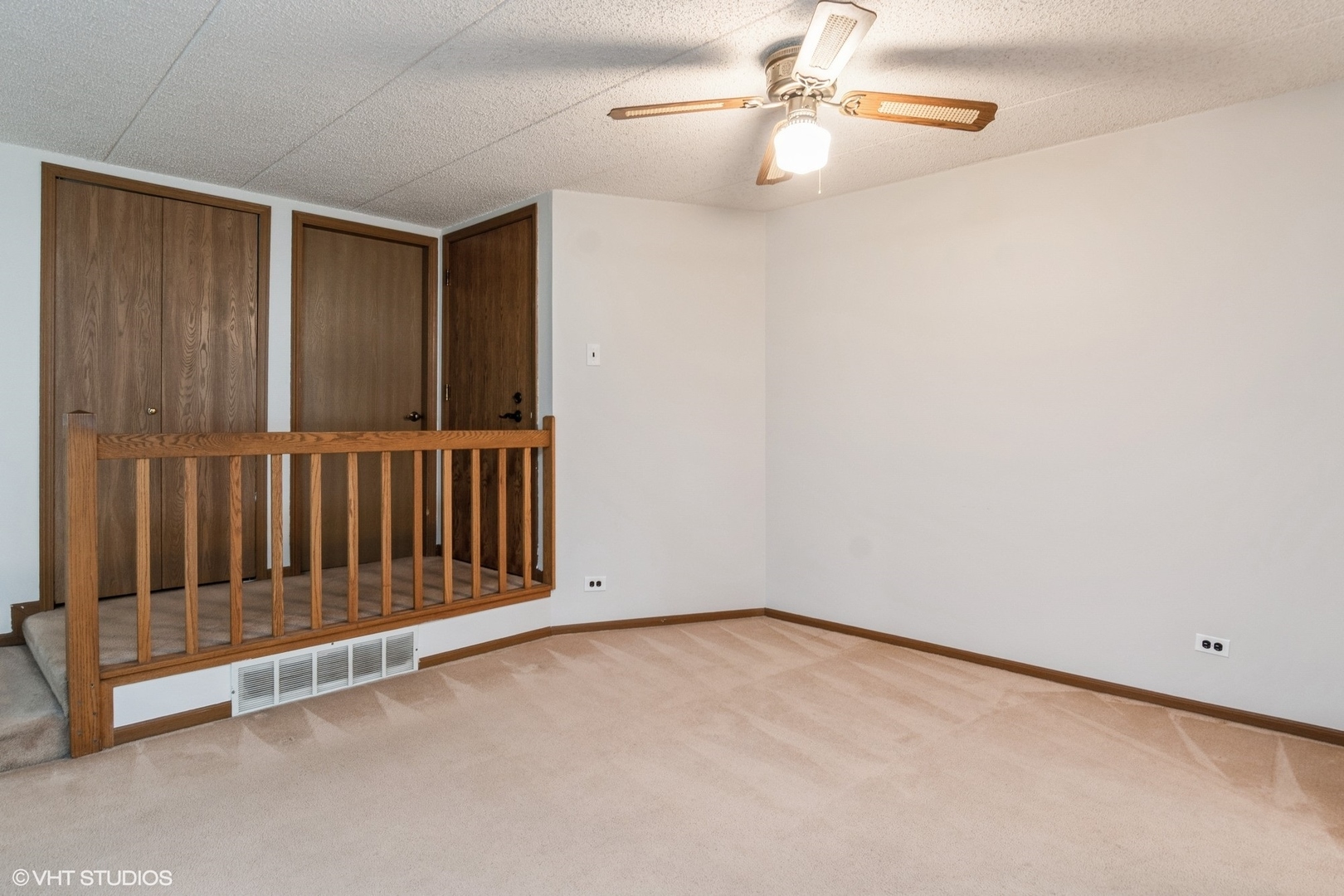 1258 Chalet Road, Unit 101 Naperville, IL 60563 - Photo 4 of 22 an empty room with windows