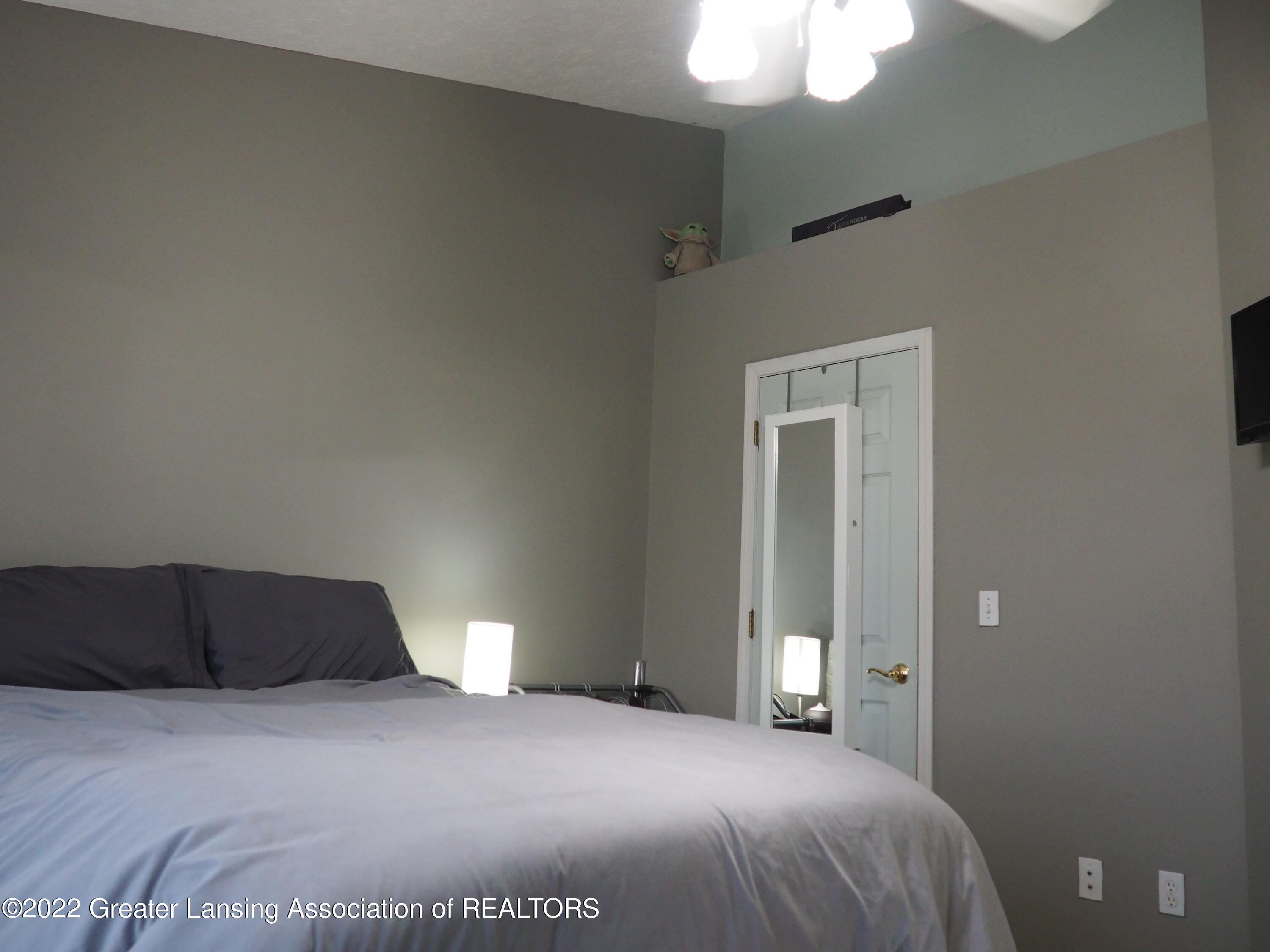 2334 North Wheaton Road Charlotte, MI 48813 - Photo 10 of 13 P4133197