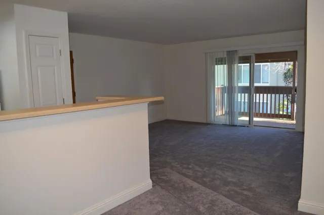 $235,000 | 2881 Huntington Boulevard, Unit 235, Fresno, CA 93721
